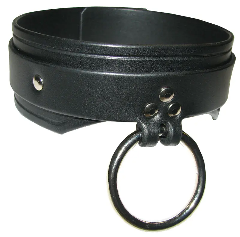 Kožený obojek černý dvojitý s kruhem, šíře 45 mm. Cena 1300 Kč